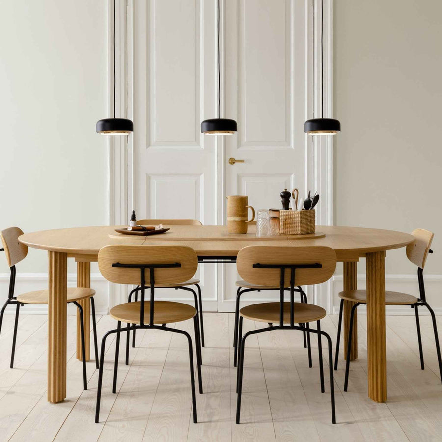 UMAGE Lifestyle Comfort Circle Oak Curious Oak Black Hazel Mini Black Brass 8 A246c001 2353 4D16 953D Aafe58d3cd31.jpg
