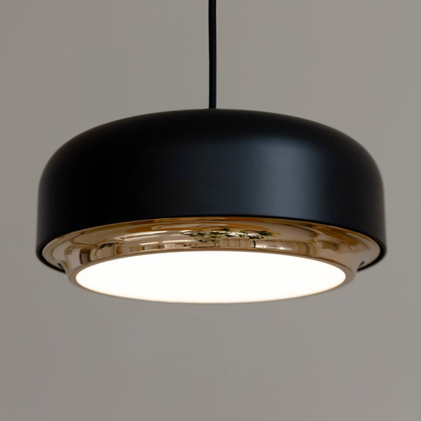 UMAGE Lifestyle Hazel Mini Black (1) (2).jpg