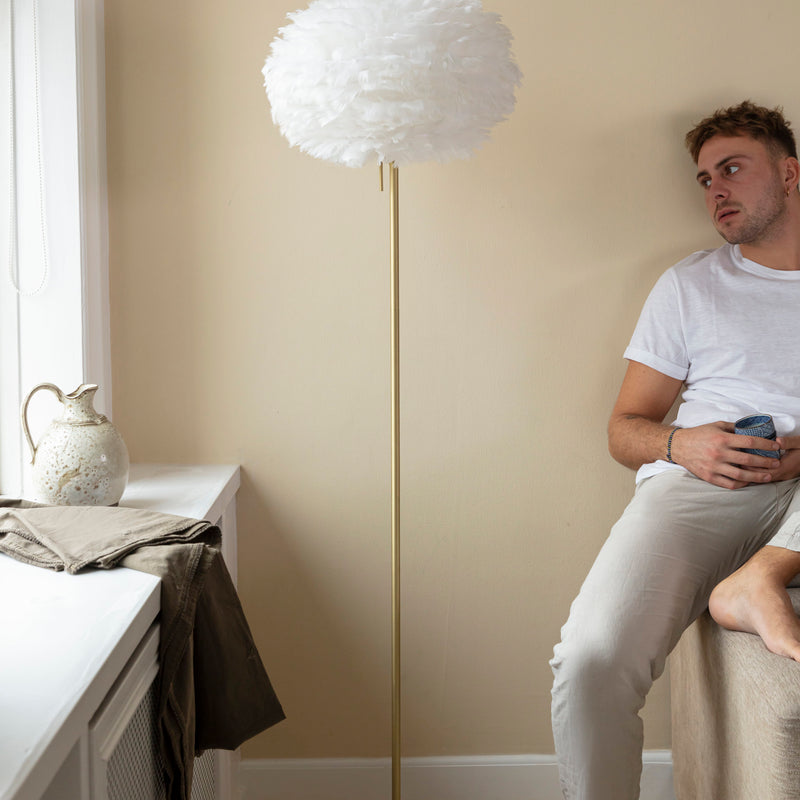 UMAGE_lifestyle_Santé floor_brushed brass_Eos_medium_white.jpg