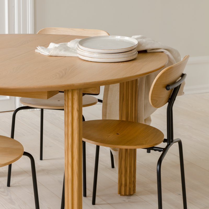 UMAGE Lifestyle Comfortcircle Oak Curious Oak Black 2 Fb033826 Eb8a 428A A16b F758660ed1d1